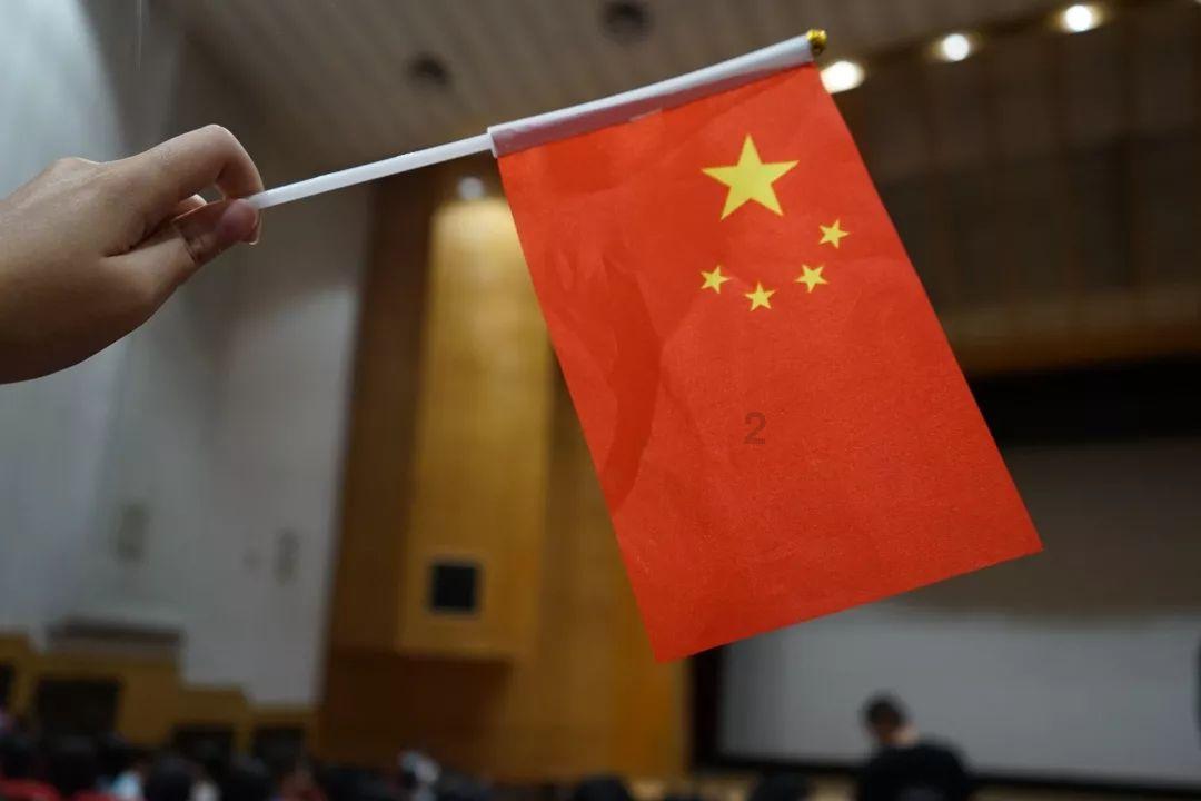 陈伟直播揭秘刀郎阴暗内幕,导致谷建芬遭遇网络暴力